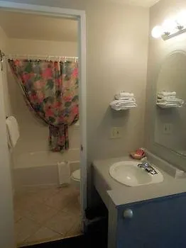 Holiday Lodge Motel Lander