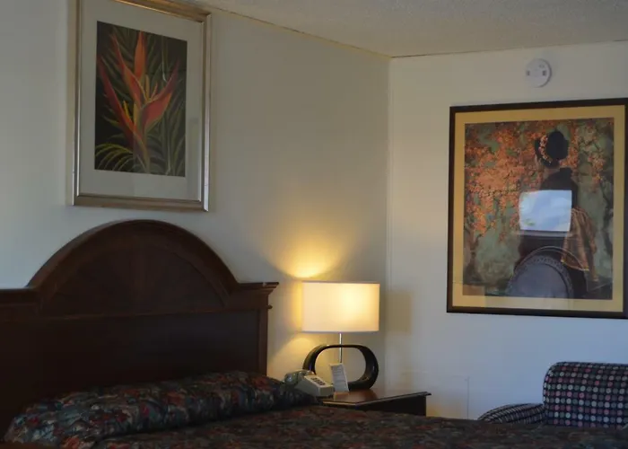 Motel Holiday Lodge Motel Lander